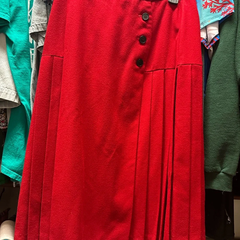 Dior Vibrant Red Women's Blazer with pleated skirt